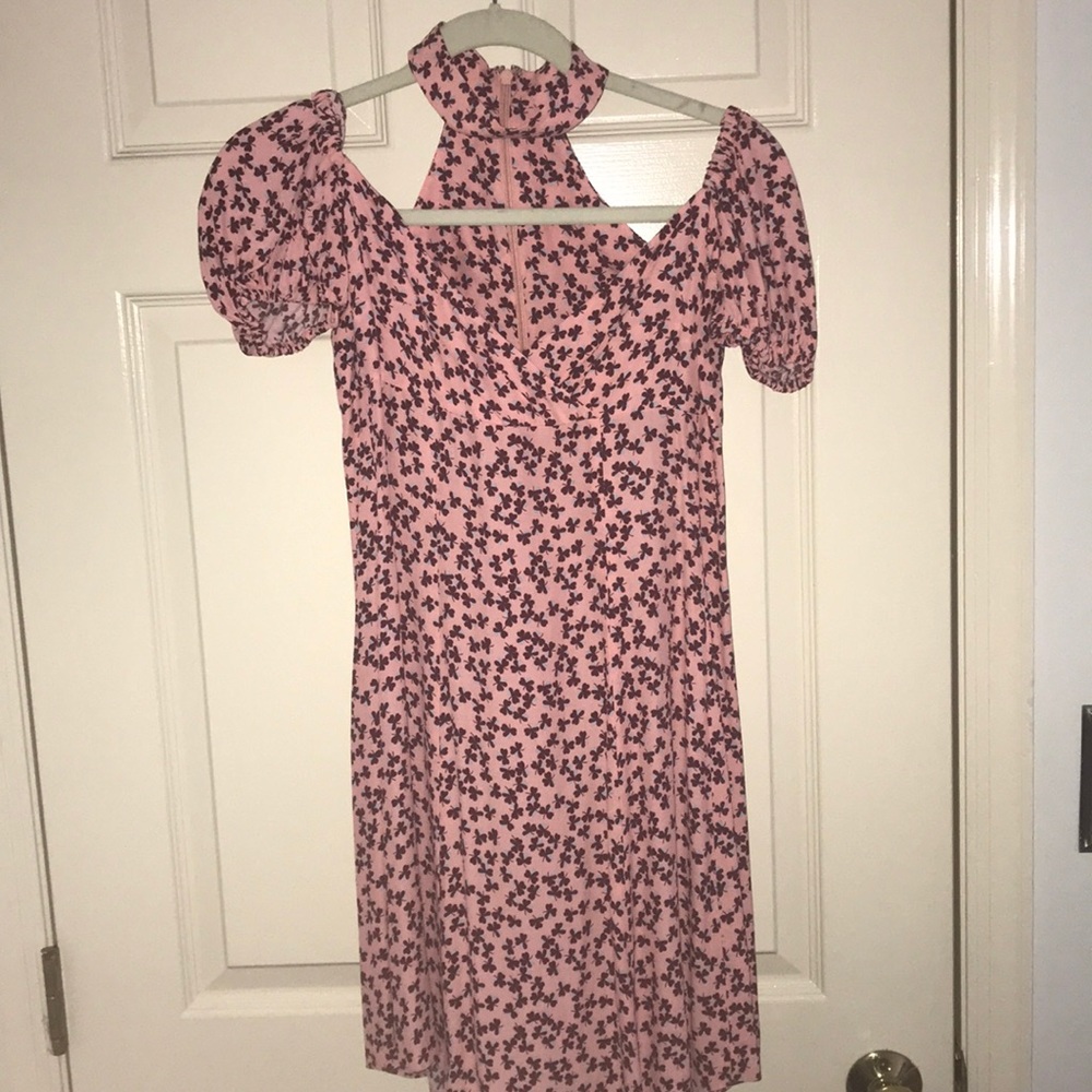 Alexie dress size small. never worn.